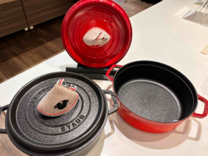 【ZWILLING／STAUB】ノブミトン付きシャローココット