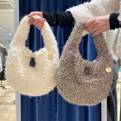 HELLO KITTYとのコラボ商品✨