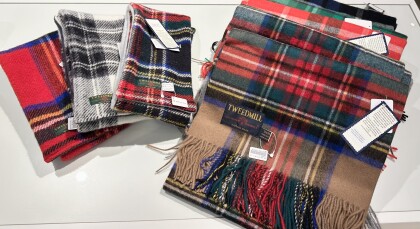TWEEDMILL ストール入荷してます✨