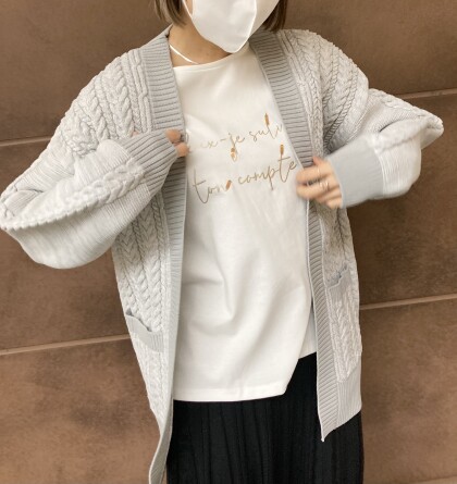 ⭐️スパンコール刺繍ロゴロンＴ⭐️