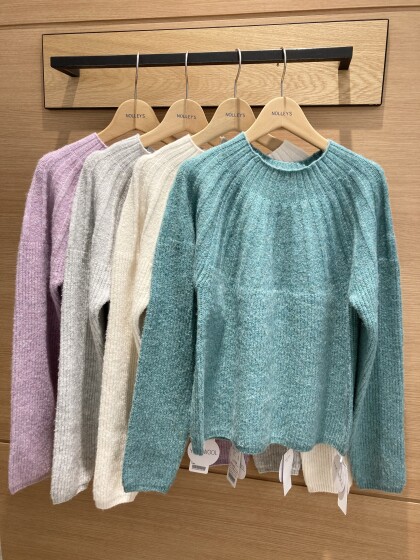 ⭐️ヤク切替ホイップネックニット⭐️