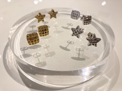 ⭐️スクエア&スター格子モチーフピアス⭐️