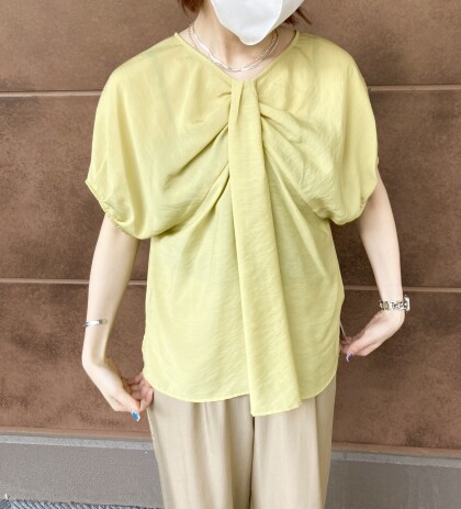30%off🎀リボン風デザインブラウス🎀