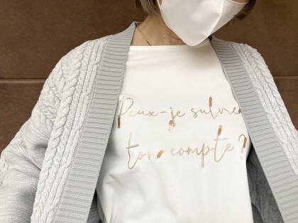 ⭐️スパンコール刺繍ロゴロンＴ⭐️