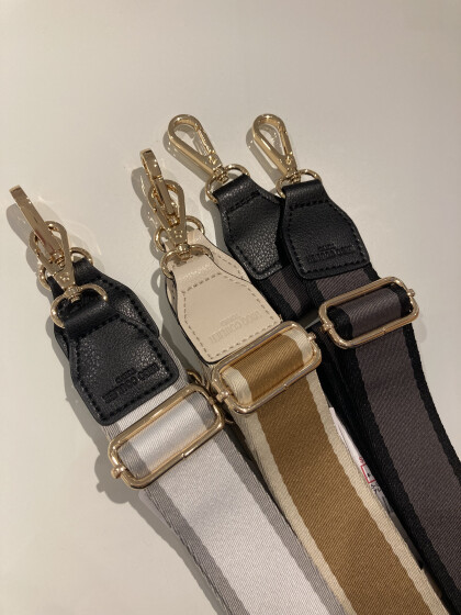 いつものBAGに‼️アレンジショルダーベルト
