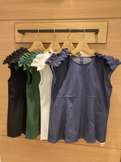 40%off💚ショルダータックフリルトップス💚