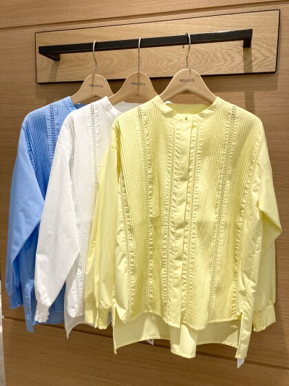 新色追加💛透かしレースピンタックブラウス💛