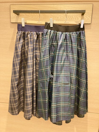30%off⭐️前後差タフタチェックスカート⭐️
