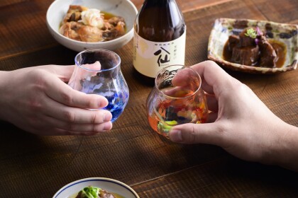 セットで贈りたい、トリプルコラボレーションで生まれたこだわりの逸品