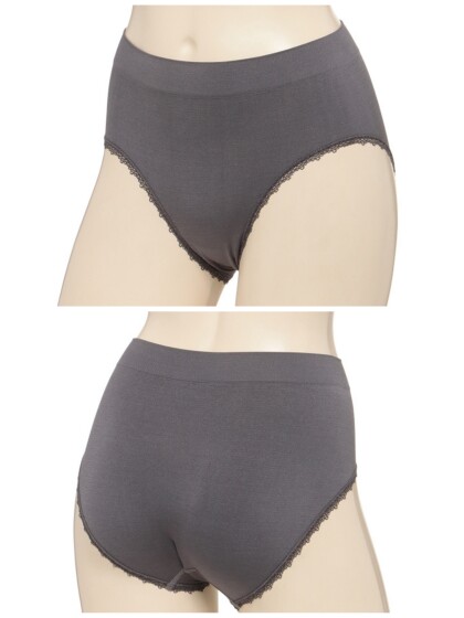 【Hip Hips】縦横によく伸びるカジュアルショーツ♪