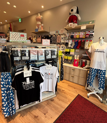 【PEANUTS】スヌーピーもこもこアイテム新入荷❤️