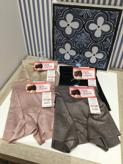 【スラッティ/ショーツ】お腹押え×ひびきにくい