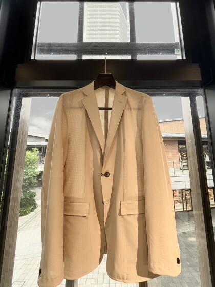 伸縮自在でスケスケ⁉︎              機能的なセットアップ登場です