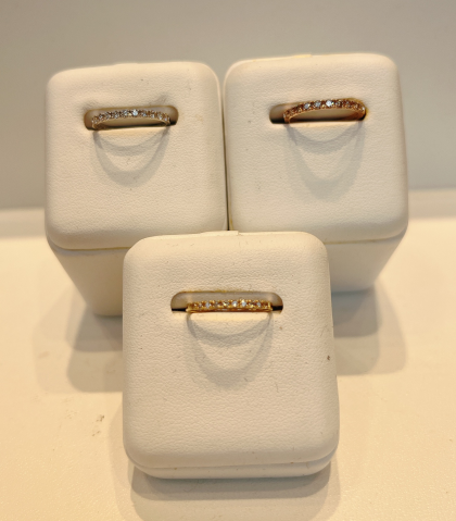 ハーフエタニティリング💍🤍