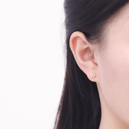 アウトレット限定価格💎　ダイヤモンドピアス