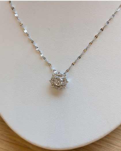 おすすめ品！プラチナダイヤモンドネックレス✨