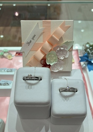 最高の輝きエンゲージリング✨️✨💍🤍