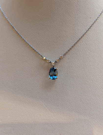 お買得！アクアマリンネックレス😊
