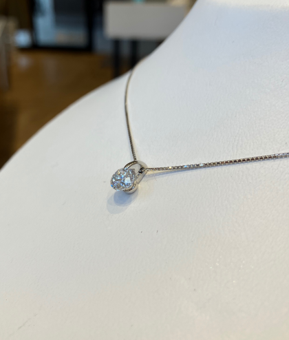 特価‼️限定1点‼️１ctダイヤモンドネックレス‼️
