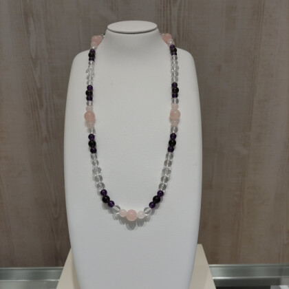 お買得！！　涼しげな天然石ネックレス！！