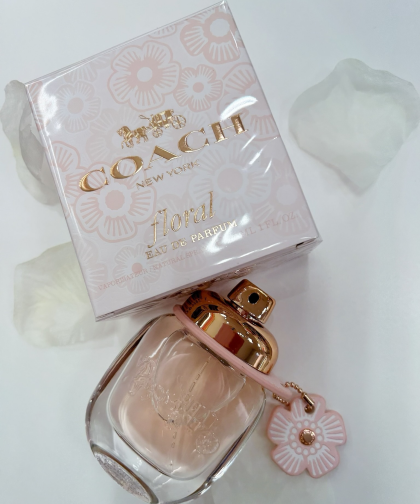 ピオニー、ジャスミンが香る＼ＣＯＡＣＨ フローラル／入荷🌼🤍