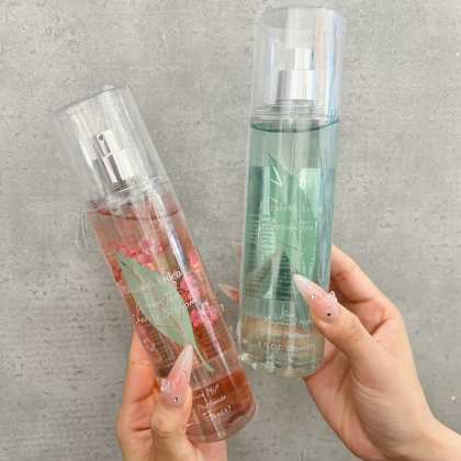 ＼香水よりも軽やか／グリーンティフレグランスミスト入荷🌼