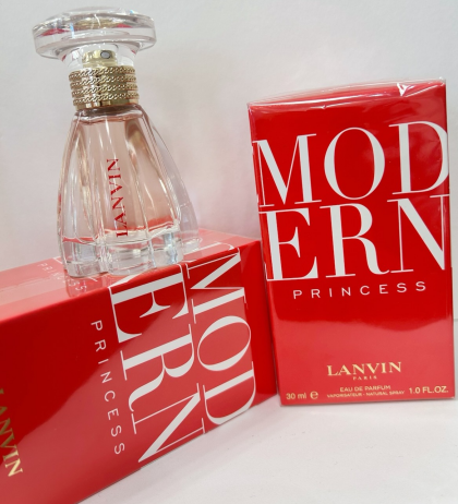 ギフトオススメ香水🎁🤍＼モダンプリンセス／再入荷しました💄👑