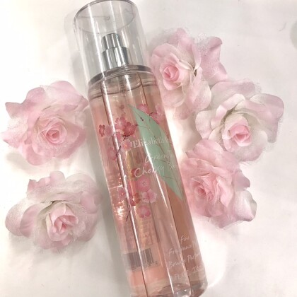 ＼香水よりも軽やか／グリーンティフレグランスミスト入荷🌼