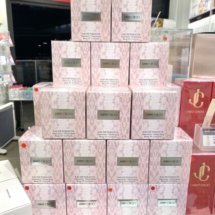 大人気フレグランス🎀💗ジミーチュウＥＤＴ＼再入荷👀🤍／