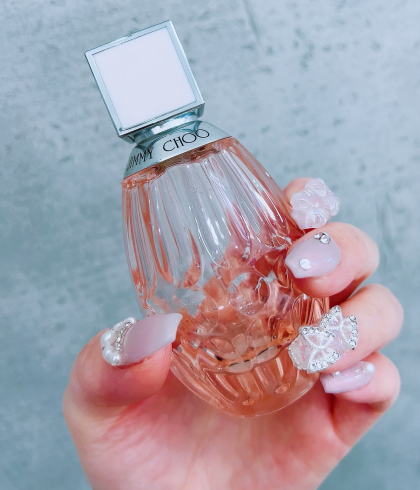 フローラルな香り🌼ジミーチュウローがお買い得🥰💕