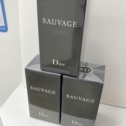✨🎵～クリスチャンディオール【ソヴァージュＥＤＴ】緊急入荷🥳🎵✨