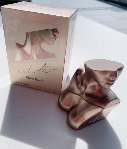 ＼人気商品💞／ビリーアイリッシュプロデュース香水💄