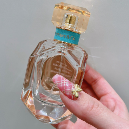 大人気💄Tiffanyローズゴールドがアウトレット価格🎀💗