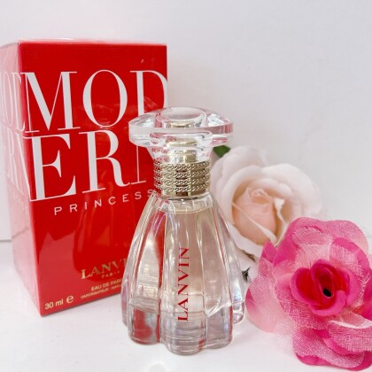 スタッフオススメ香水🌹❤＼モダンプリンセス💄／アウトレット価格です🧸🤍