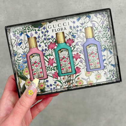 数量限定💗＼４２％OFF💄／GUCCIフローラミニチュアコフレ🎀