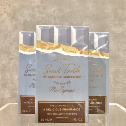 \チャートを席巻した/あの曲が香りになった❕❕サブリナ・カーペンタープロデュース香水入荷しました🎤🎵