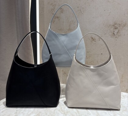 【NEW ARRIVAL】スムースレザーバッグ