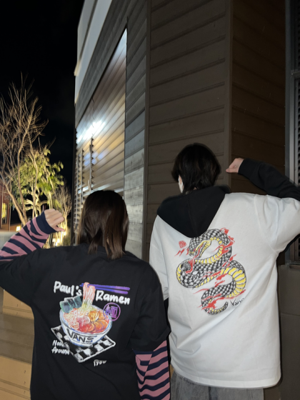 日本限定！！VANSカルチャーｔシャツコレクション