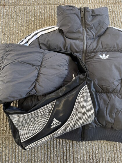 大人気で入手困難！？adidasアウター入荷しました💖💖