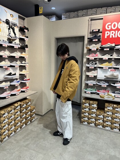これから活躍するアウターもお手頃価格でゲットできちゃいます♪
