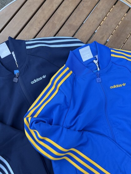 今期トレンドデザインのトラックジャケット入荷しました！！