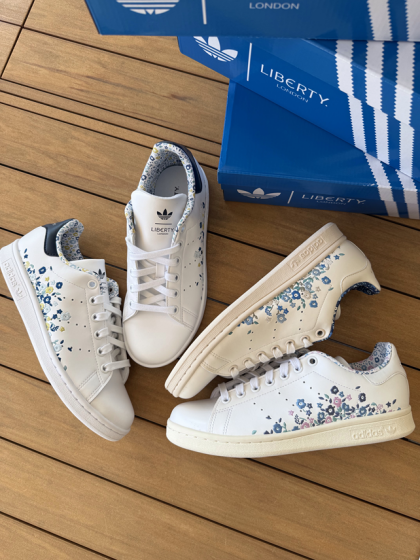 ABC-MART限定　adidasリバティコラボ入荷しました♪