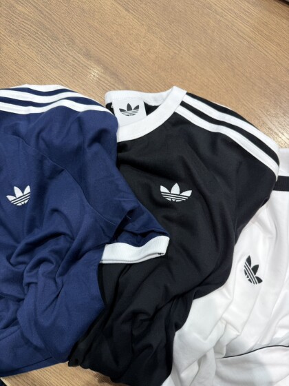adidas　定番Tシャツ入荷しております💖💖