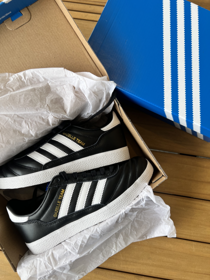 adidasの新作モデル入荷しました！！