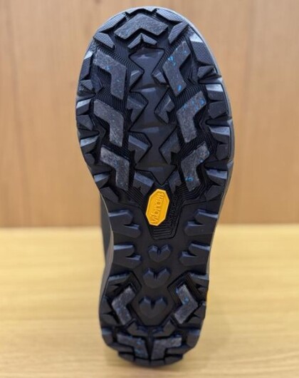 【コロンビア】アイスバーンも対応！スノーシューズ👟