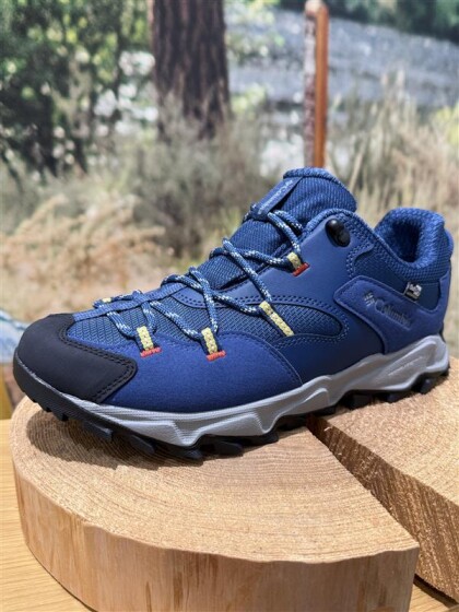 【🟦Columbia定番のセイバーアウトドライ👟✨】