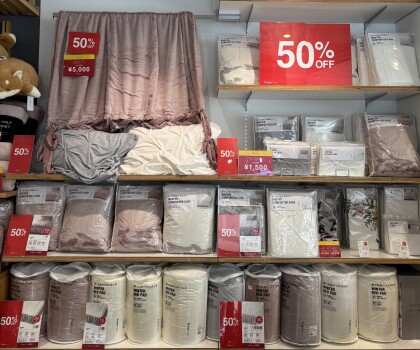 BLACK FRIDAYを開催しております🖤大人気のあったか寝具は50%OFF🛏️❤️‍🔥