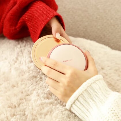 繰り返し使えて持ち運べるカイロ❤️‍🔥おすすめの2種類をご紹介💁🏻‍♀️💕