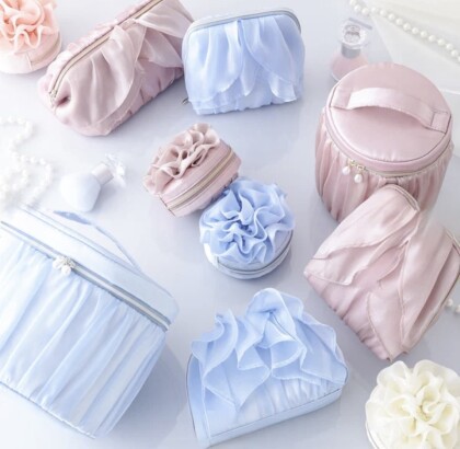 💖CLEARANCE SALE開催中💖秋カラーポーチ🍁や可愛らしいポーチが入荷しました🤍✨