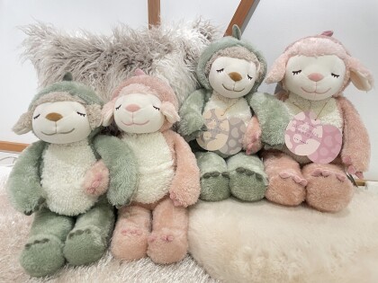 恐竜コスチューム🦖✨ひつじのメイプルが登場しました🐏🤍